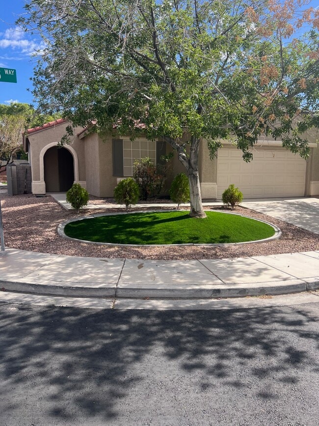 Building Photo - 2977 Paseo Hills Way