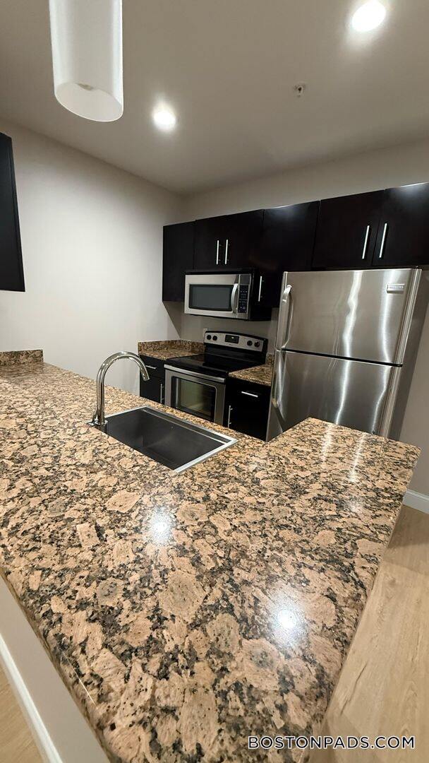 Photo - 75 S Main St Unit 315