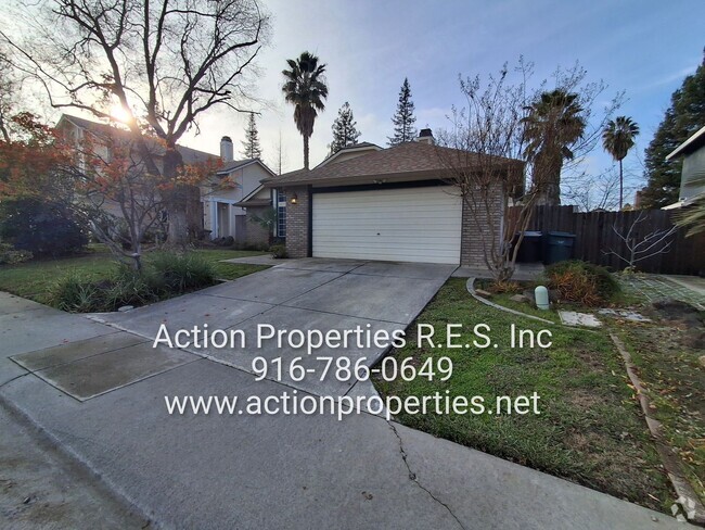 Building Photo - Antelope, 3 Bedroom 1450sq ft, New Paint, ... Rental