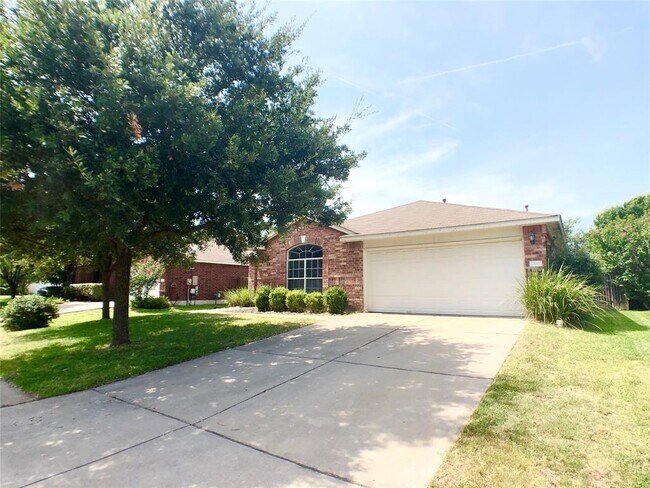 Photo - 2141 Pearson Way