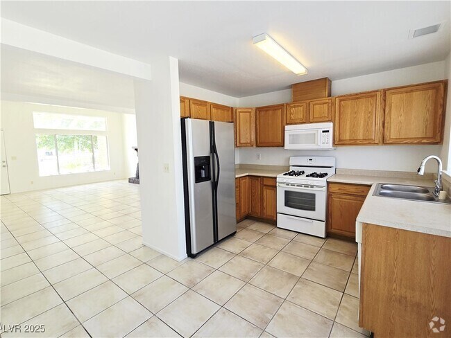 Building Photo - 4205 Newhaven Dr Rental