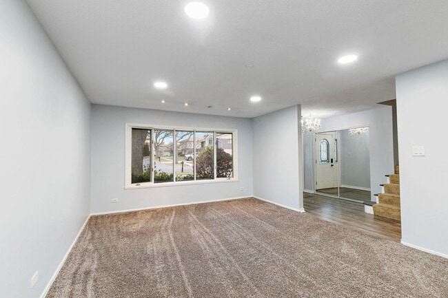 Photo - 1126 Tiverton Ct