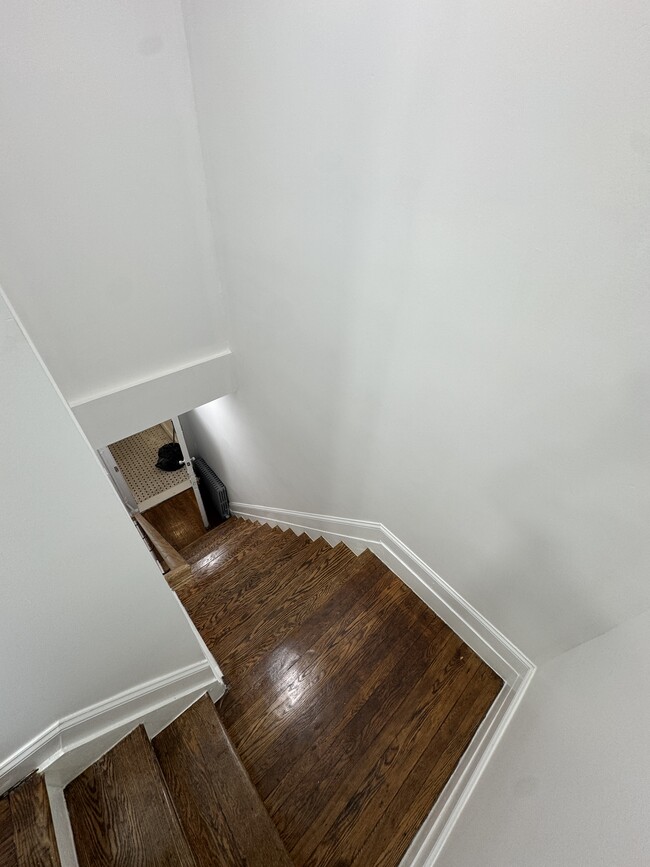 Photo - 5 Edgar Ter Unit Edgar