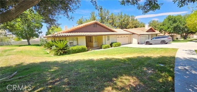 Photo - 1438 Bella Vista Cres