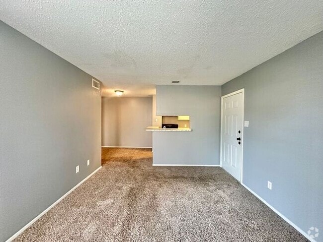 Building Photo - 2 Bed 1 Bath Apartment in South Tyler!