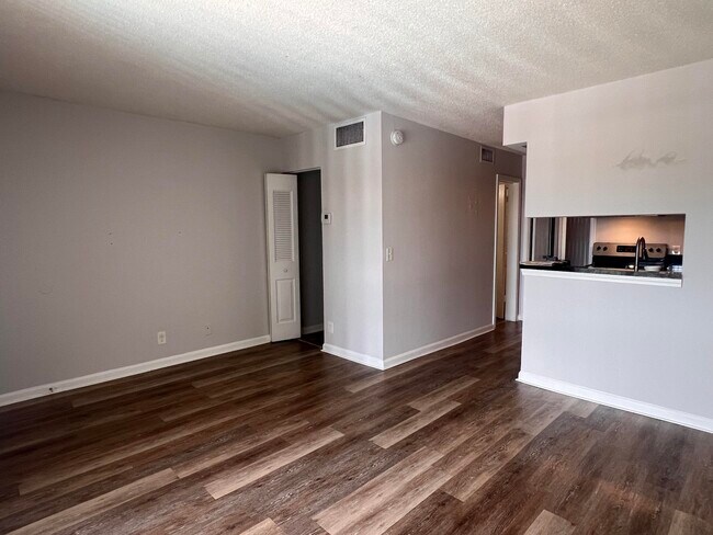 Photo - 1500 N Congress Ave Unit A321