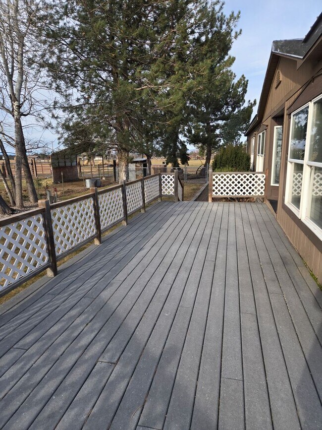 Photo - Beautiful Country Home, Powell Butte