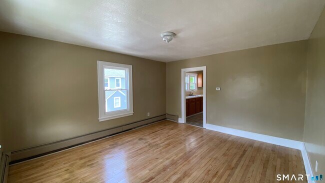 Photo - 72 Berry St Unit 2