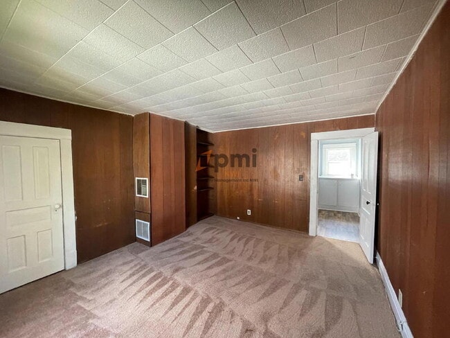 Photo - 523 1/2 Grove Street