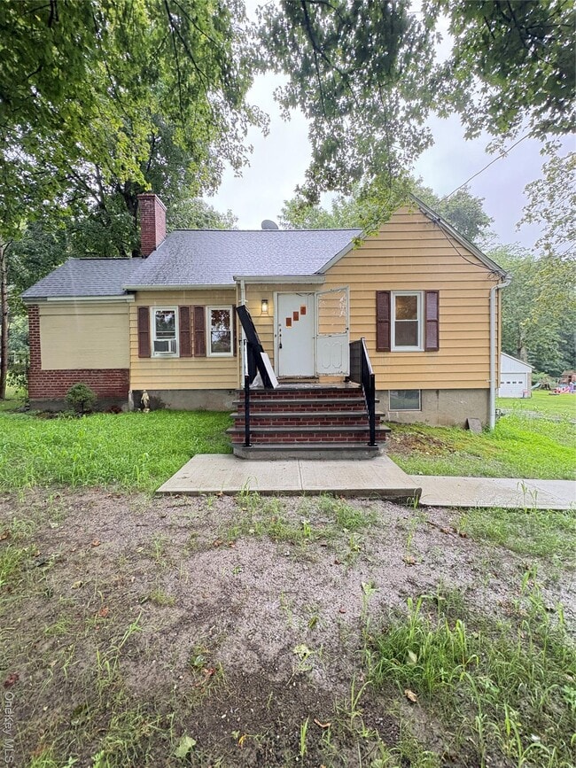 Building Photo - 99 River St Rental