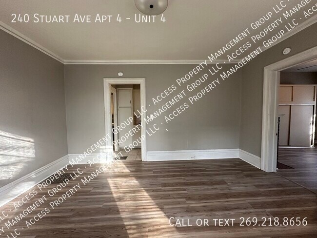 Photo - 240 Stuart Ave Unit 4