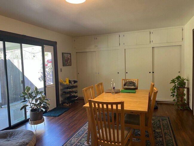 Photo - Charming Home by Bishops Peak Trailhead -AVAILABLE April