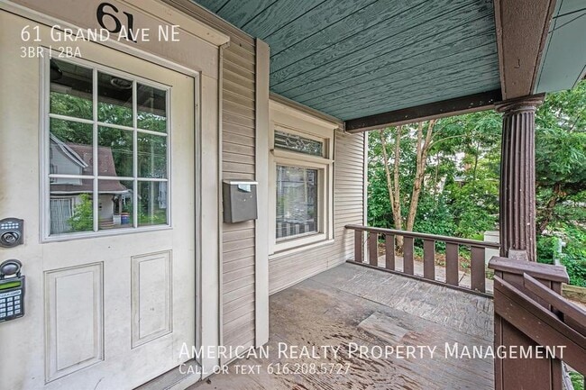 Photo - 61 Grand Ave NE