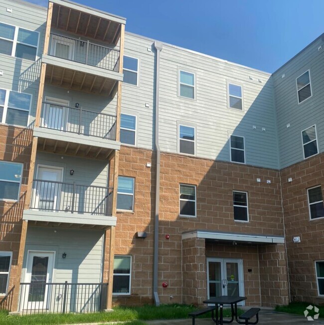 Building Photo - Marshalltown Lofts