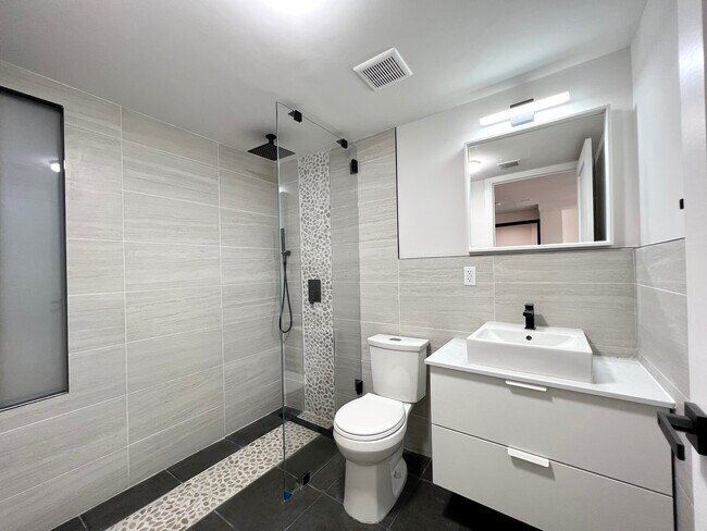 Photo - 13222 41st Rd Unit 2F