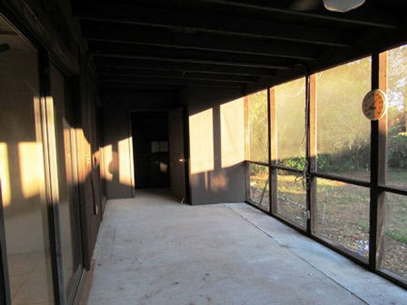 Photo - 6240 Bolling Dr