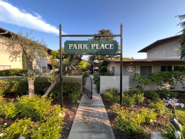 Photo - 612 W Foothill Blvd Apartamento Unidad 612-A
