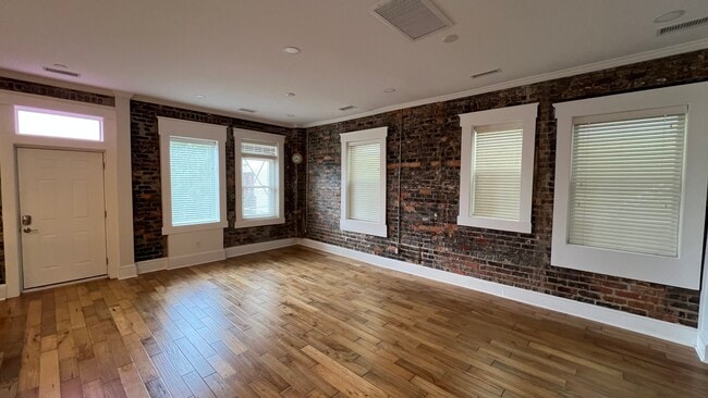 Photo - 703 N 4th St Unidad 3