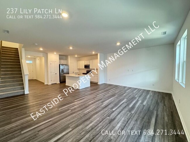 Photo - 237 Lily Patch Ln