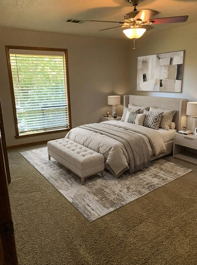 Photo - 603 Cache Cove Ct