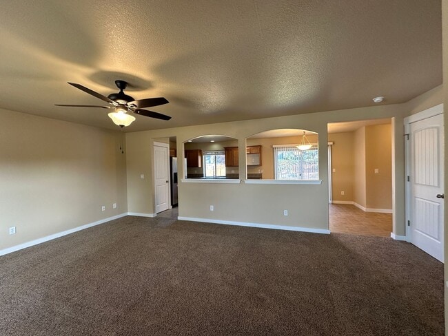 Photo - Remodeled 3 Bedroom / 2.5 Bathroom Home So...