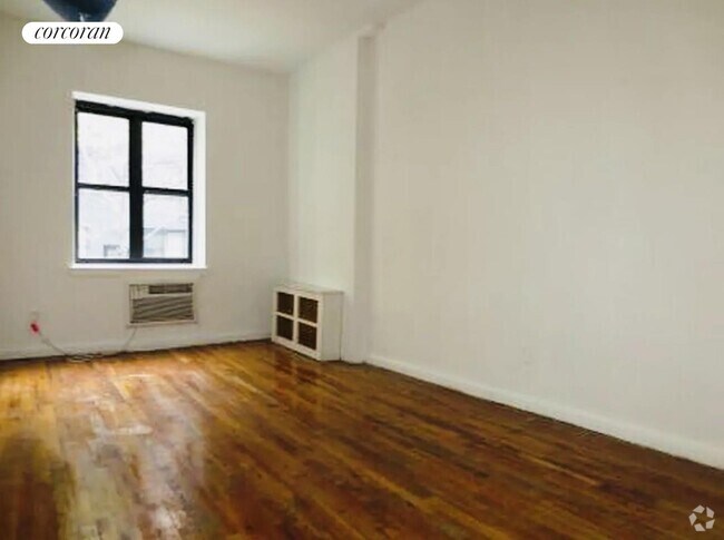 Building Photo - 416 E 81st St Rental