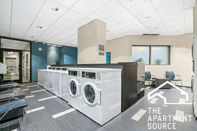 Photo - 1130 N Dearborn St Unit 1607