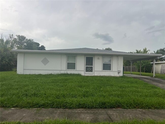 Building Photo - 1636 Hayworth Rd