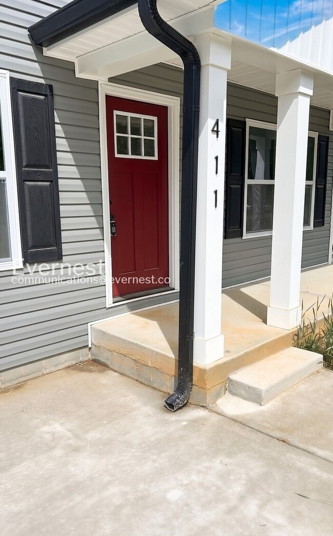 Photo - 411 E Torbush St