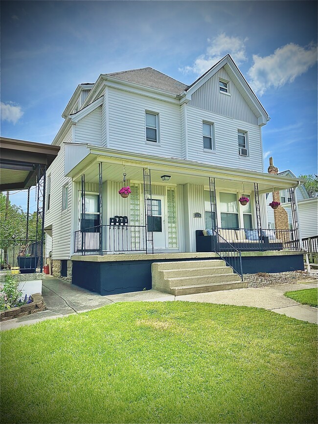 Building Photo - 4530 Lafayette Avenue Unit #1