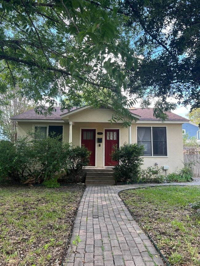 Building Photo - Two Bedroom Remodel in Rosedale Neighborhood