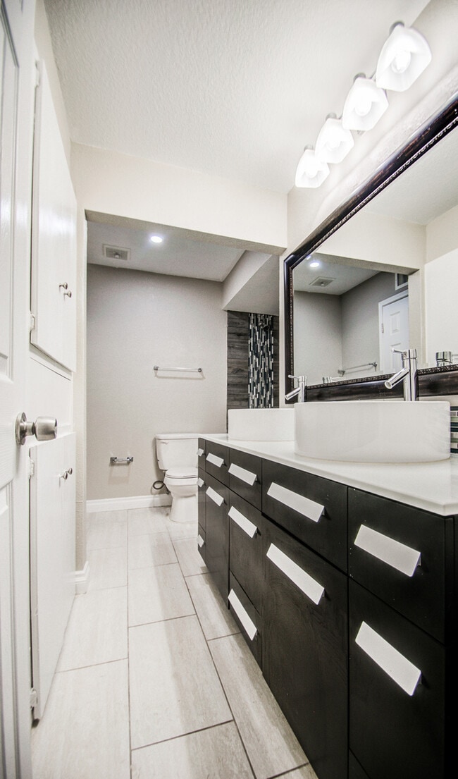 Photo - Beautifully remodeled corner 4/2 with pool...