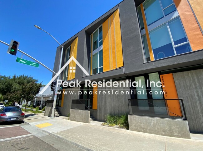 Photo - Binnen2437 Unidad #101 Lower