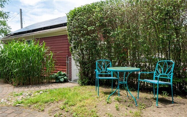 Photo - 446 Broadway Unit B