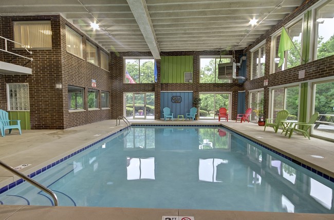 Piscina interior - Ridgewood House