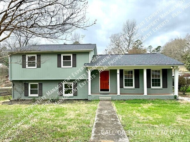 Stunning 4BR/3BA Home in Charlotte! - House Rental in Charlotte, NC