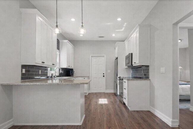 Photo - 1213 E 12th Ave