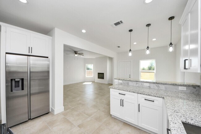 Photo - 1189 Rd 5100