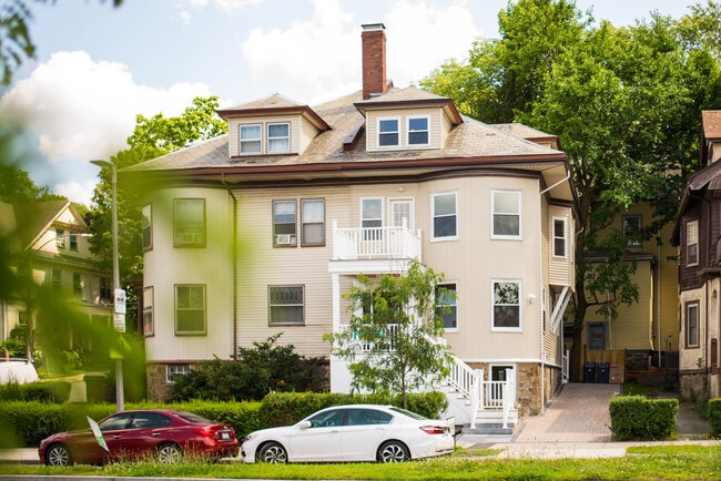 Photo - 624 Cambridge St Apartments Unit #2