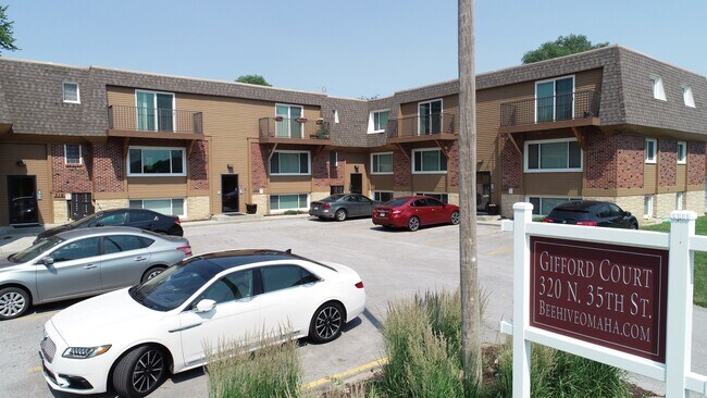 Gifford Court Apartments - Gifford Court Apartments