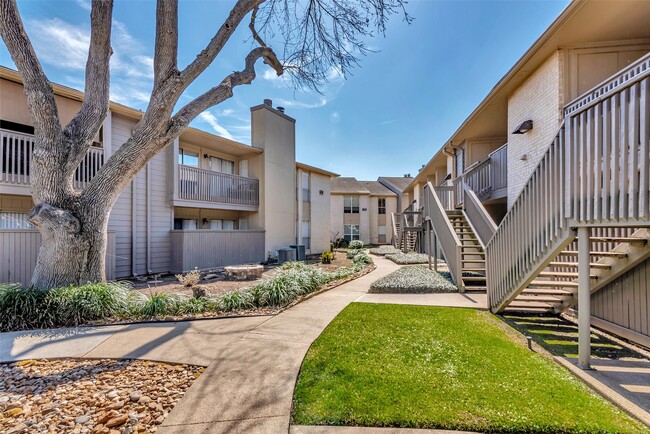 Photo - 1900 Bay Area Blvd Unit 129