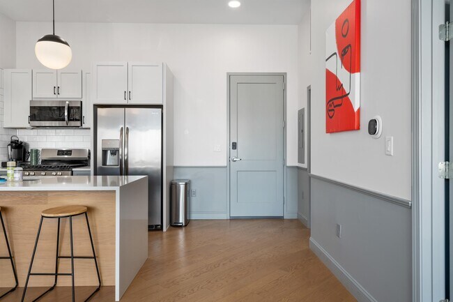 Photo - 2212 Morris Ave