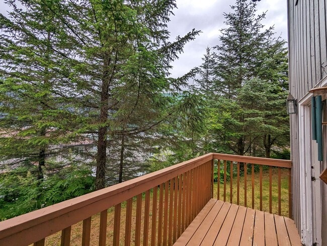 Photo - 2BD/1.5BA Twnhse Style Forestedge Condo on... Unit 26