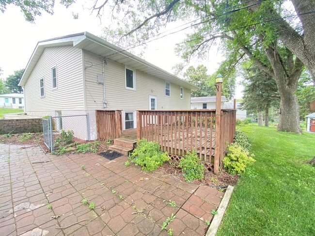4120 5th Pl NW