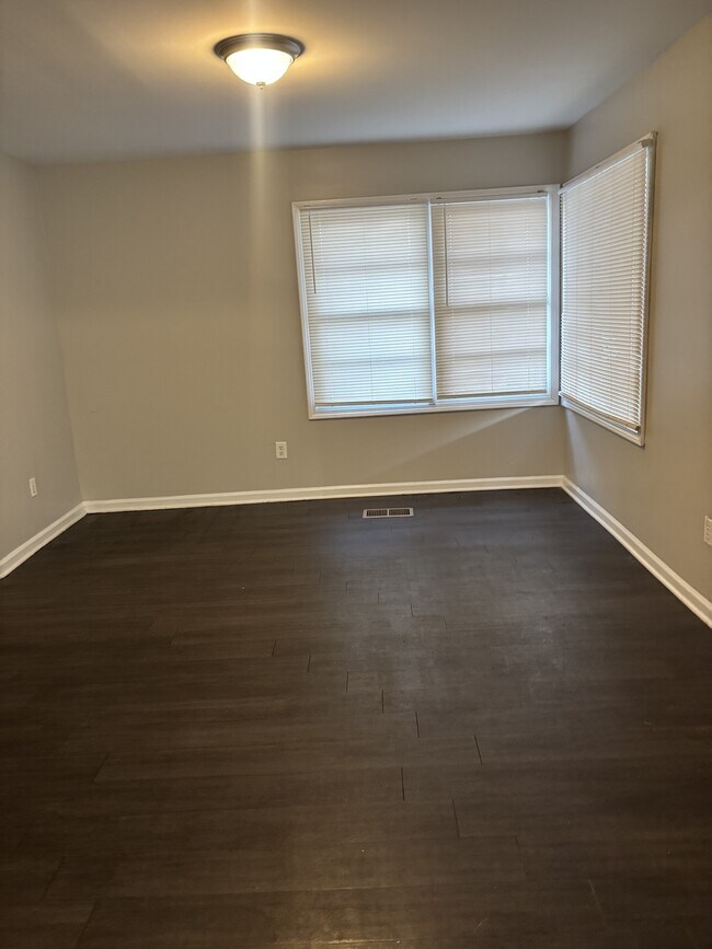 Photo - 1560 Cane Rd