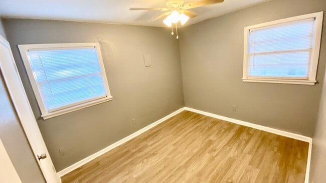 Photo - 2448 E 30th St