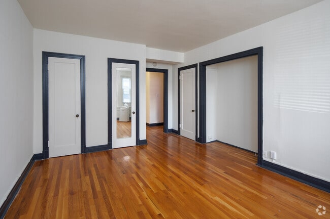 Studio - 600SF - Living Area