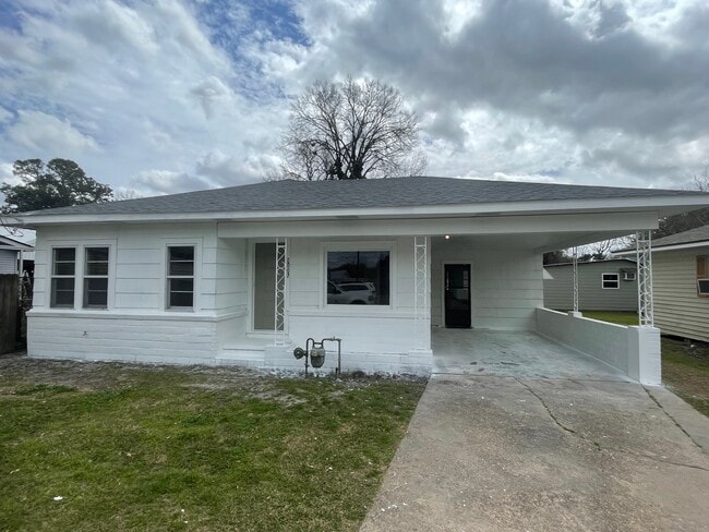 Photo - 511 Ray Ave Unit 511 0.5