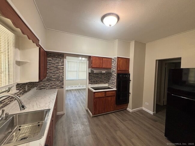 Building Photo - 156 River Rd Ext Unit 2 Rental