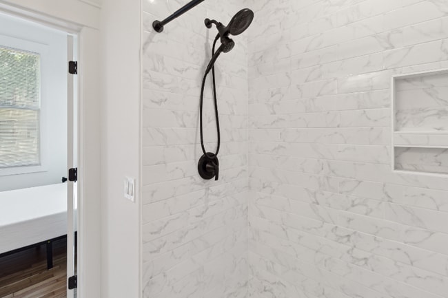 Photo - 1133 E Henry St